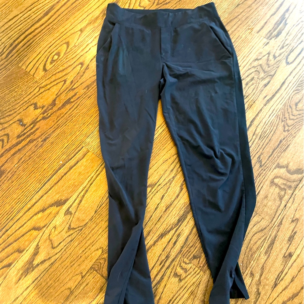Like new Athleta pants